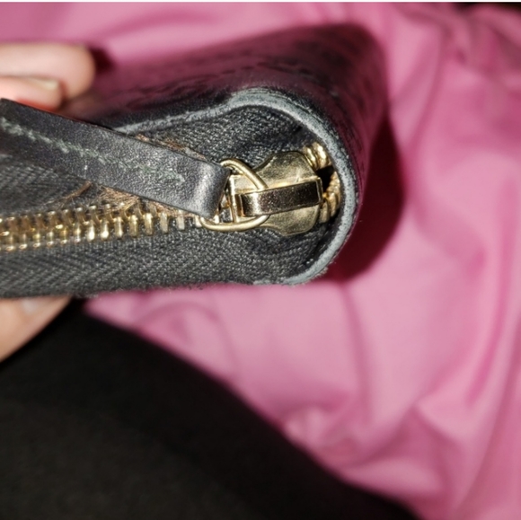 Gucci Wallet - Picture 12 of 12